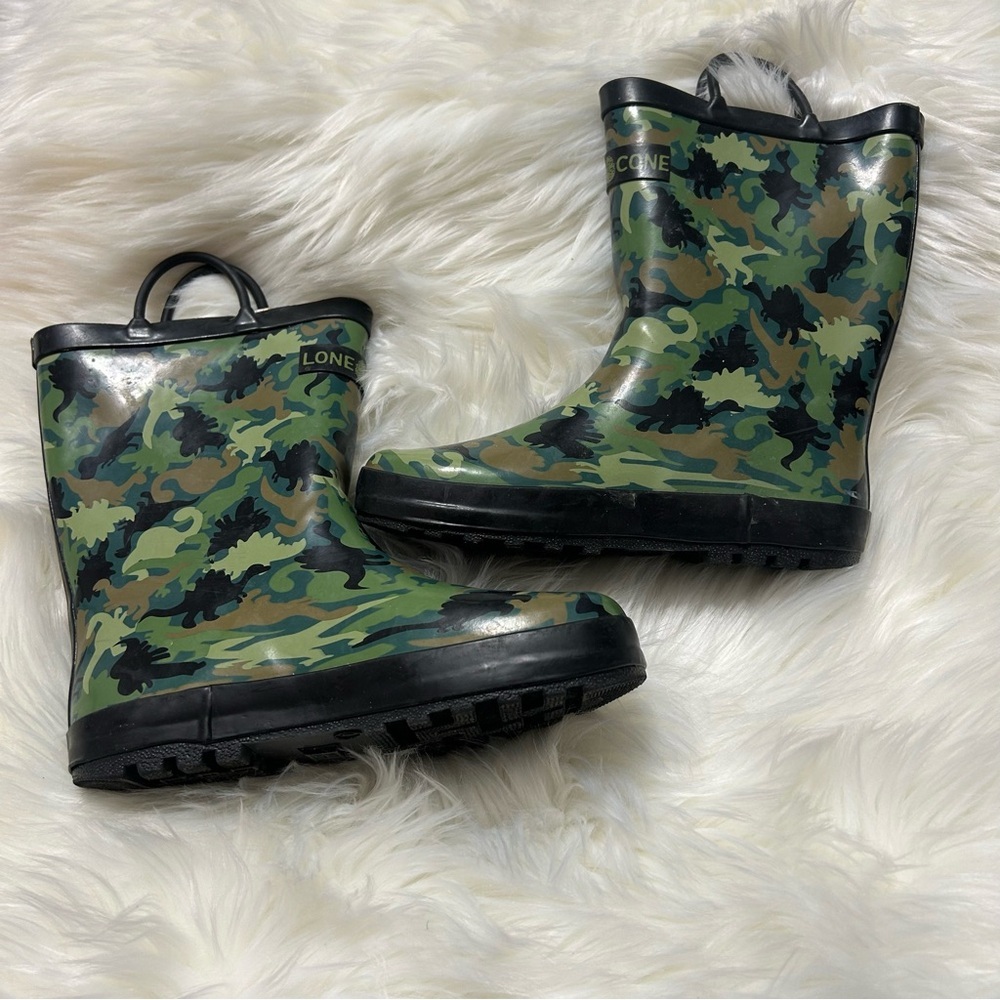 Size 4 Boys Lone Cone Dinosaur Green Rain Boots E1
